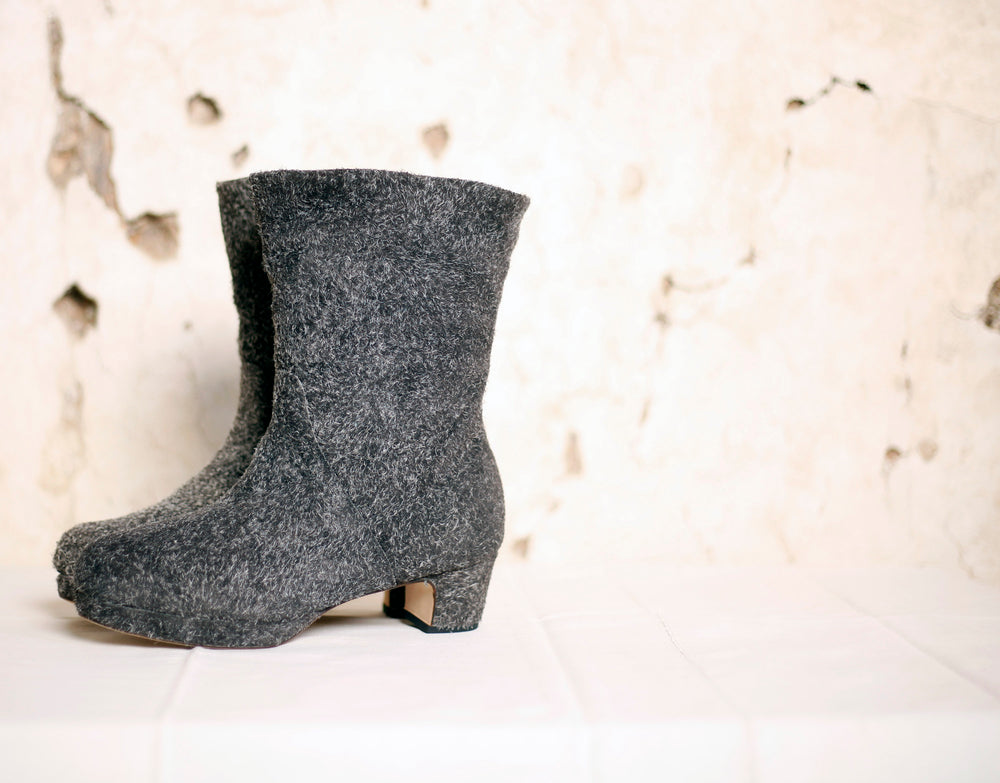 The Olla in stormy suede