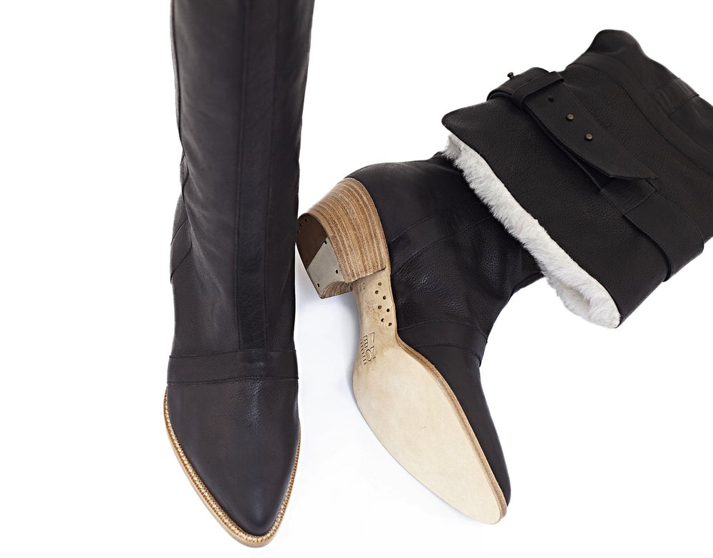 Regard in Black Veg Tan and Shearling